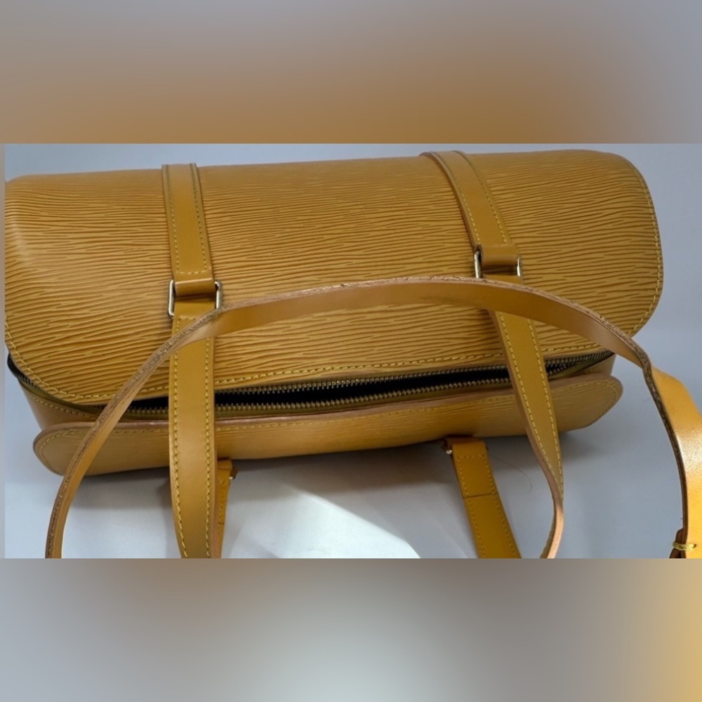 Louis Vuitton Soufflot Épi leather bag pouch GUC Yellow - Picture 7 of 9